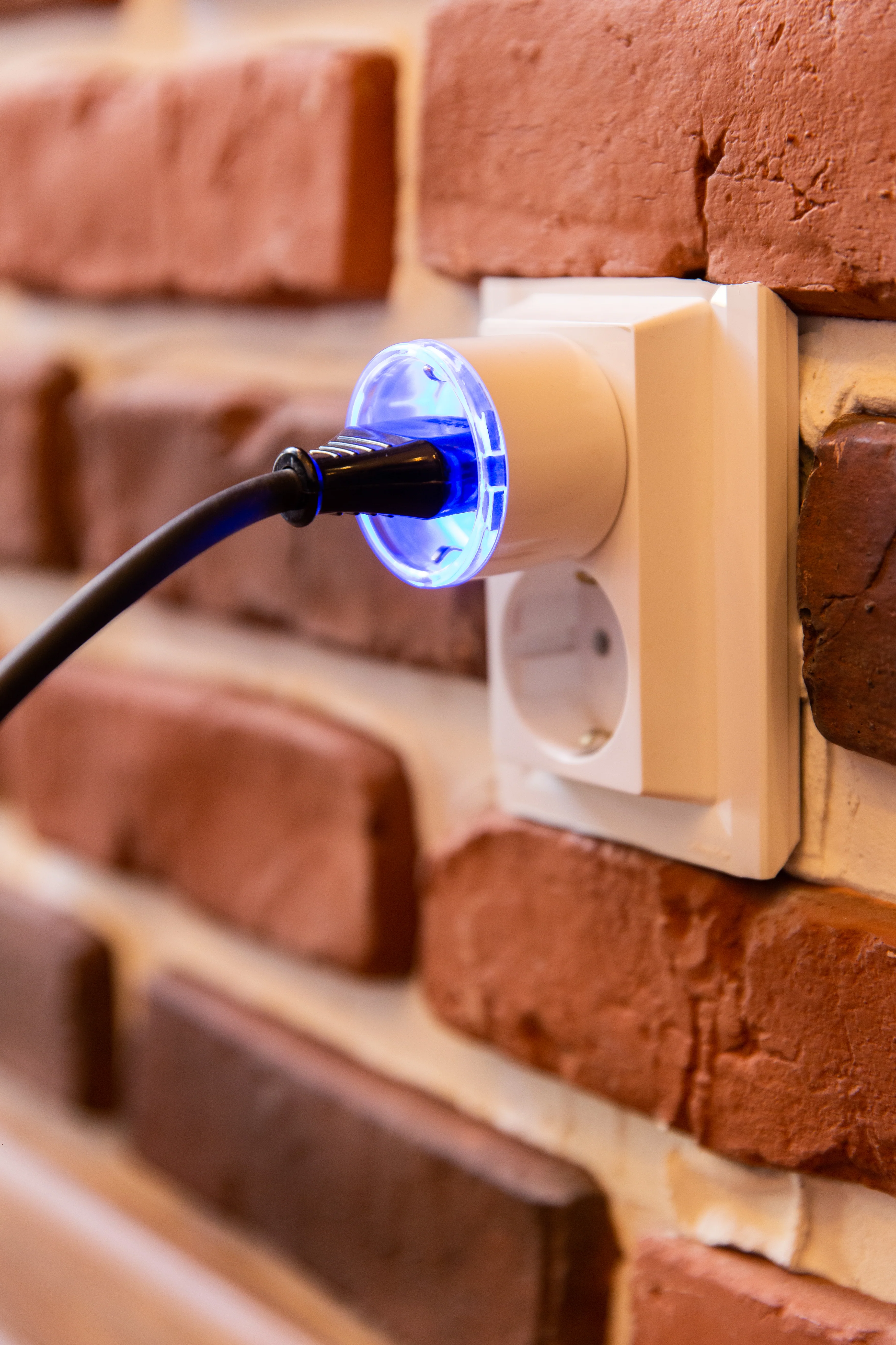 Shelly Plus Plug S – Enchufe Inteligente con Medición de Energía - Image 3